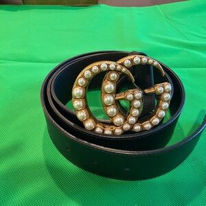 Gucci
Pearly GG Marmont Belt Leather Wide